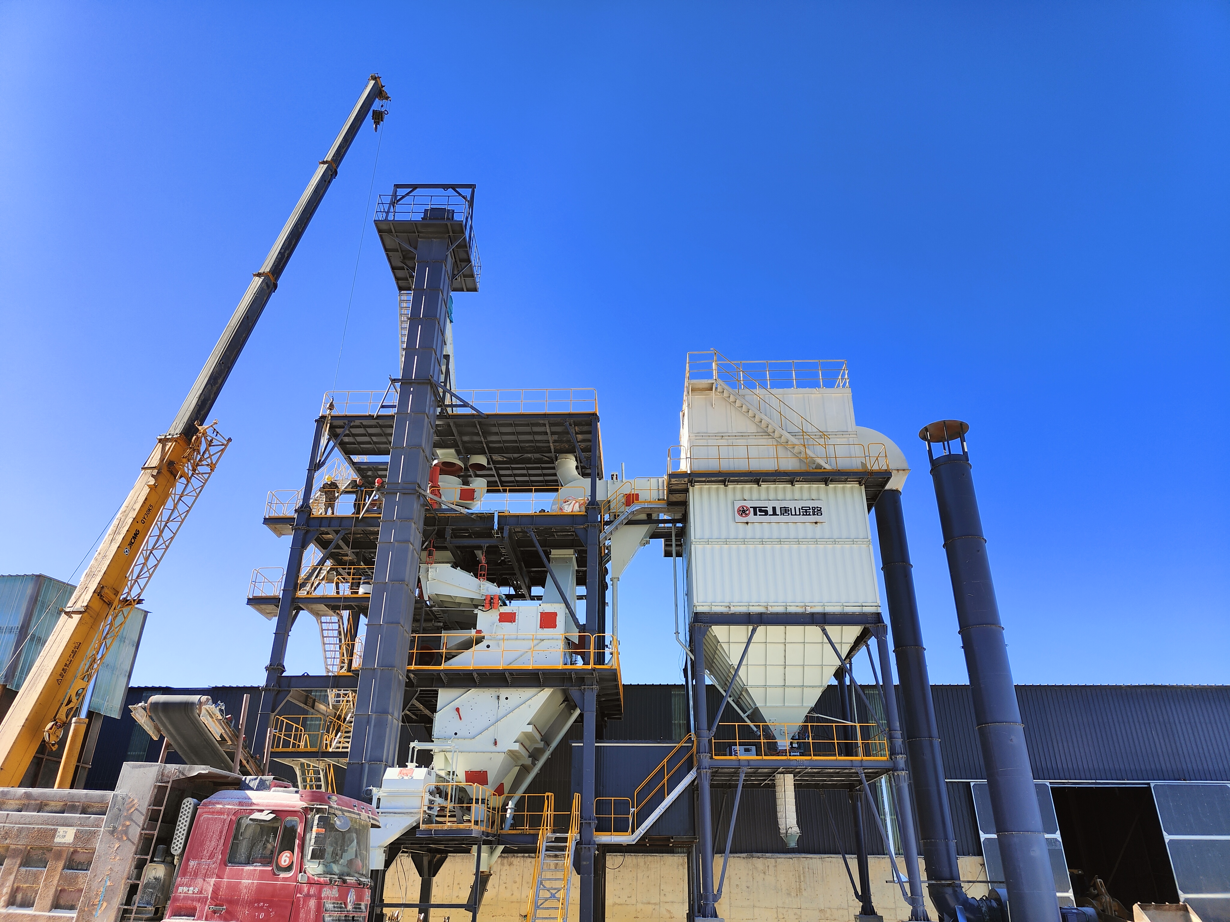 干法制砂樓：機制砂配比可調(diào)、含粉率可控，實現(xiàn)全年穩(wěn)定生產(chǎn)的核心利器